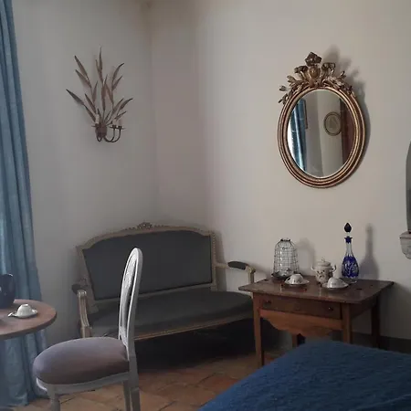 Du Frühstückspension Uzès