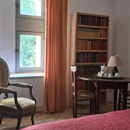 Du 4* Uzès