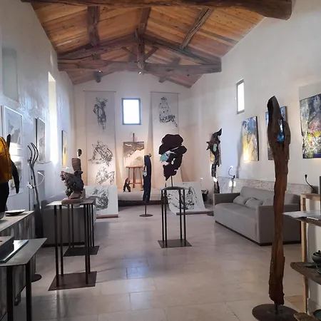 Du Uzes