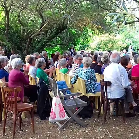 Dulac فندق مبيت وإفطار Uzès
